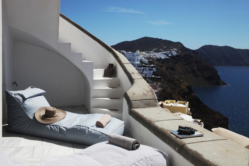 Beautiful Oia Villa Exterior photo