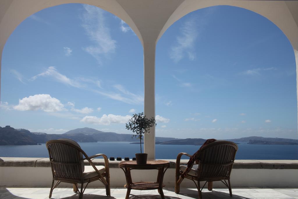 Beautiful Oia Villa Exterior photo