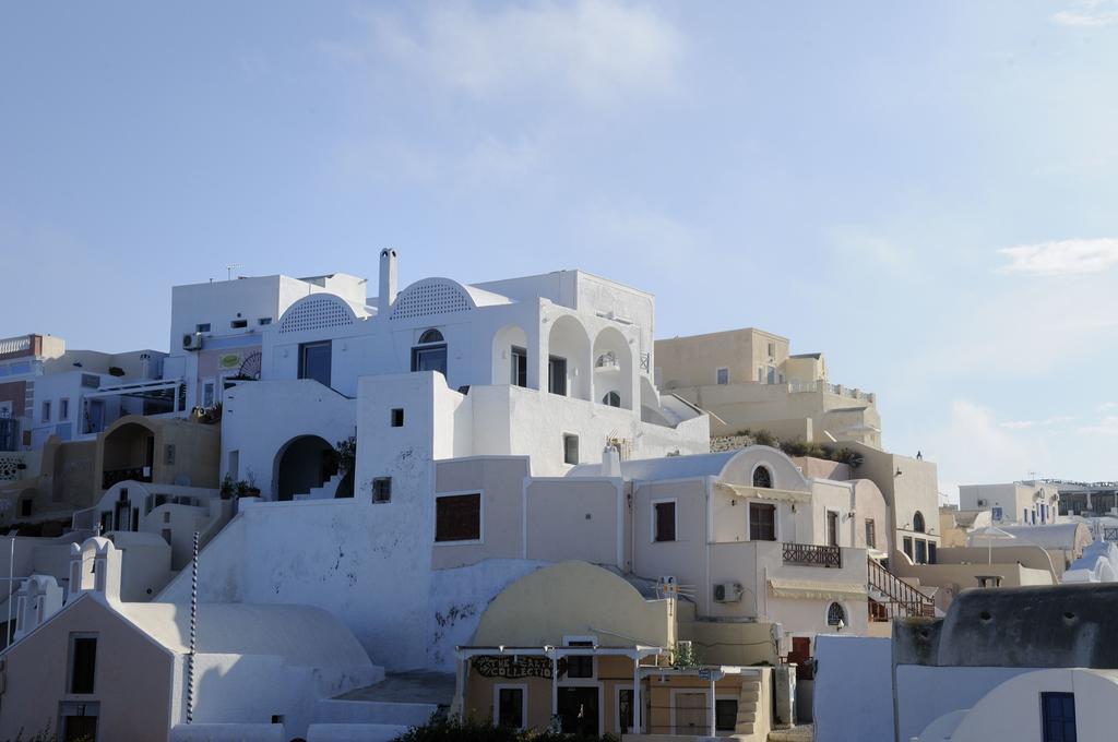 Beautiful Oia Villa Exterior photo