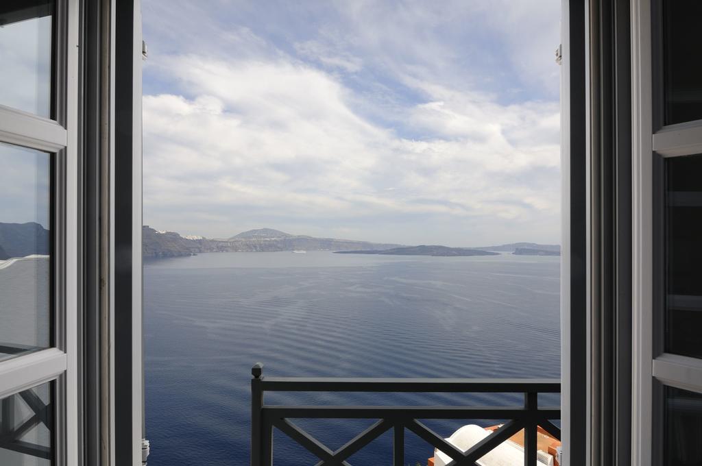 Beautiful Oia Villa Exterior photo